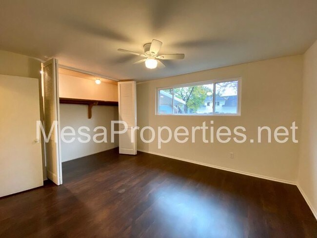 Foto del edificio - 464 W Columbia Ave