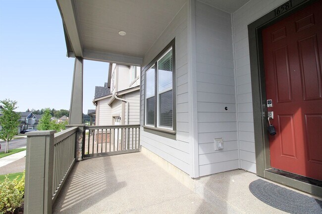 Foto del edificio - New Construction 5 Bed / 3 Bath Home in Ea...