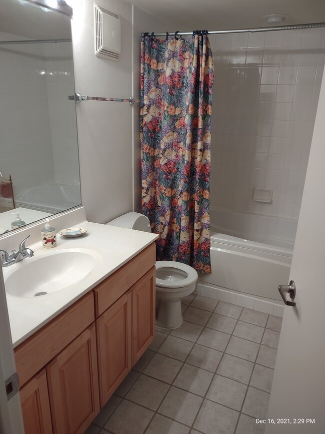 Photo - 625 W Jackson Blvd Apartment