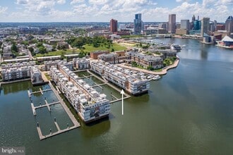 Building Photo - 621 Ponte Villas N