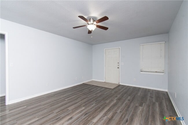 Building Photo - 1610 Indian Trail