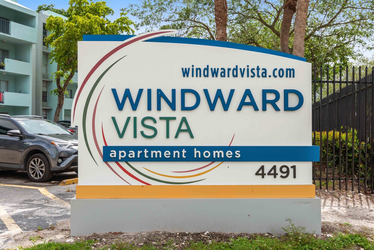 Primary Photo - Windward Vista