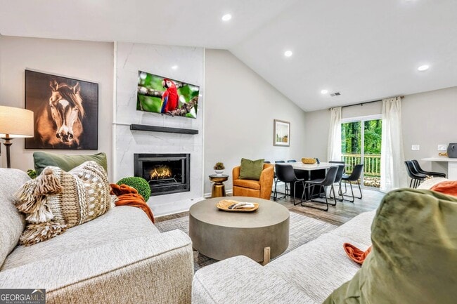 Foto del edificio - 1440 Glynn Oaks Dr SW