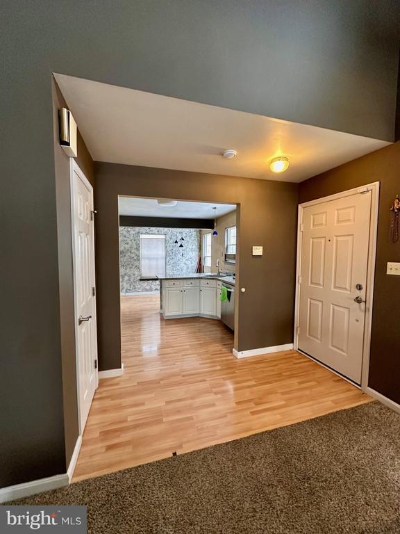 Foto del edificio - 6660 Springford Terrace