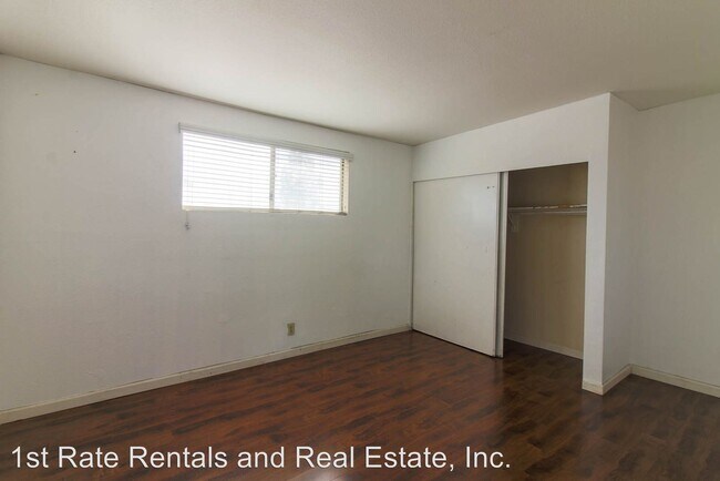 Building Photo - 1080 N Verde Ave
