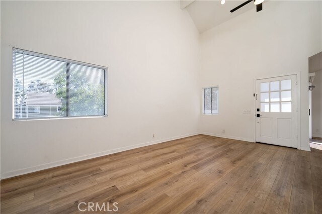 Foto del edificio - 25 Clover Ln