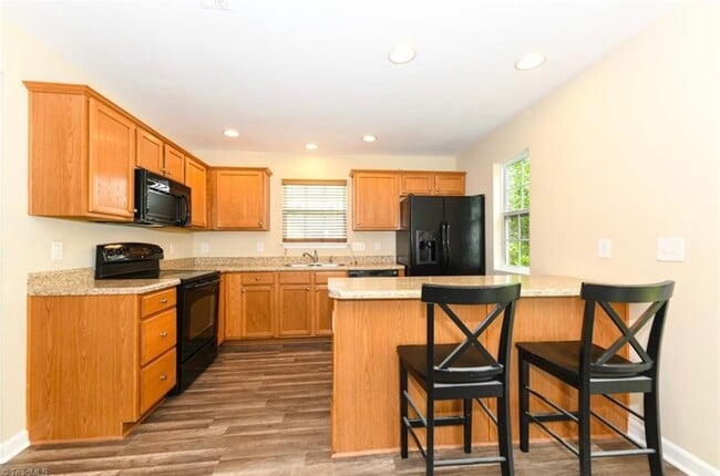 Building Photo - 636 Grasswren Way