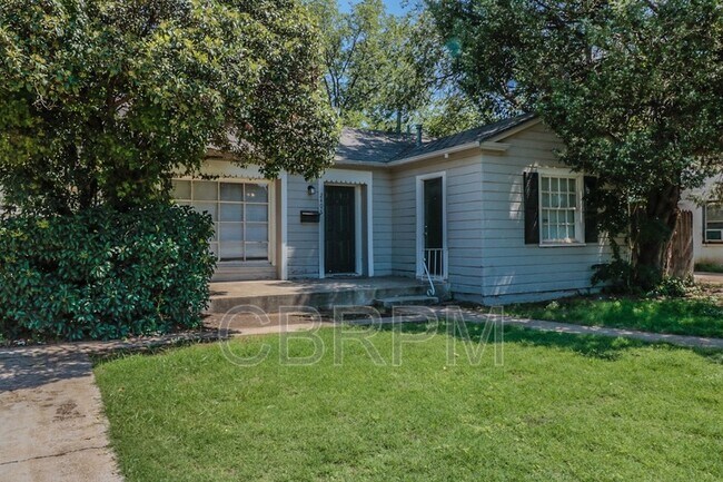 Foto del edificio - 2406 30th St