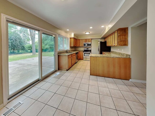 Foto del edificio - 159 E Timberlane Dr