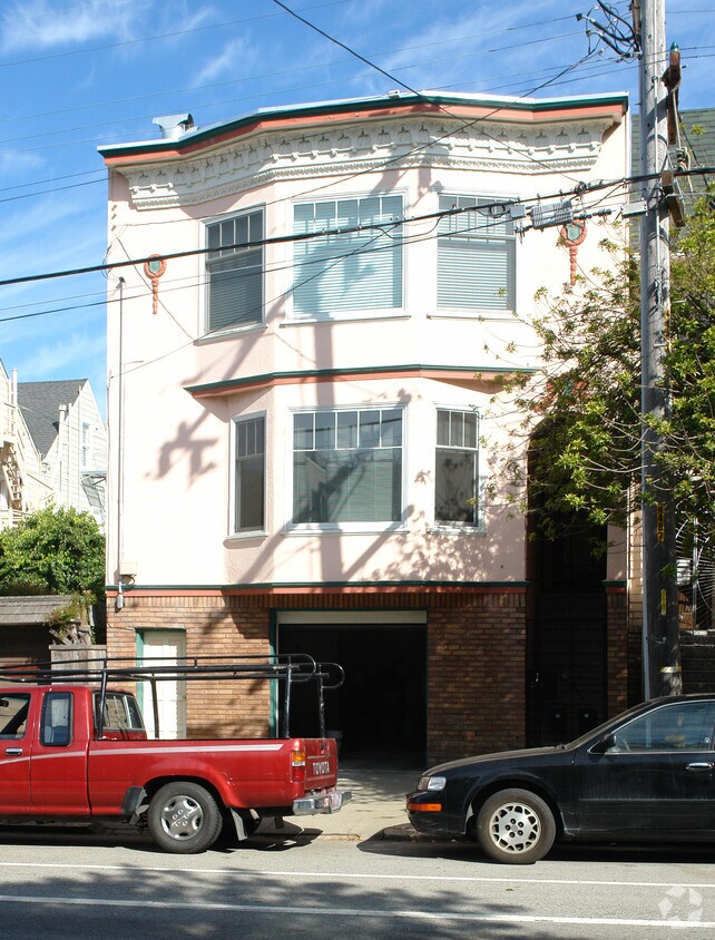 Building Photo - 30 Cabrillo St