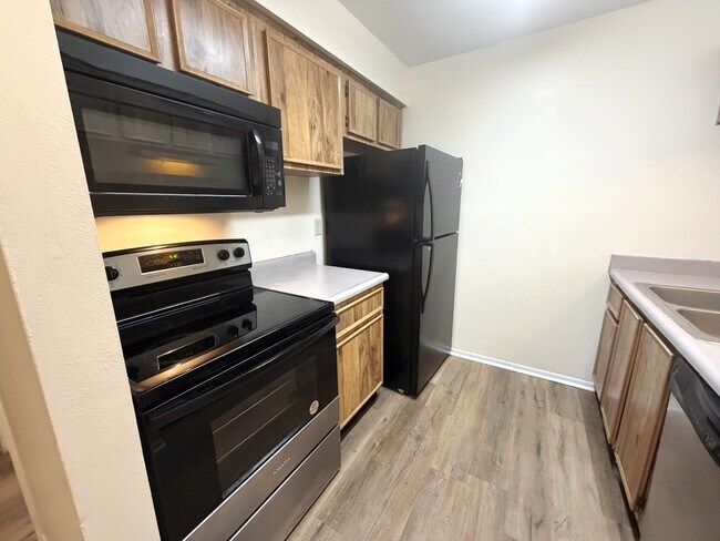 Foto del edificio - 3944 Tumble Wood Trl