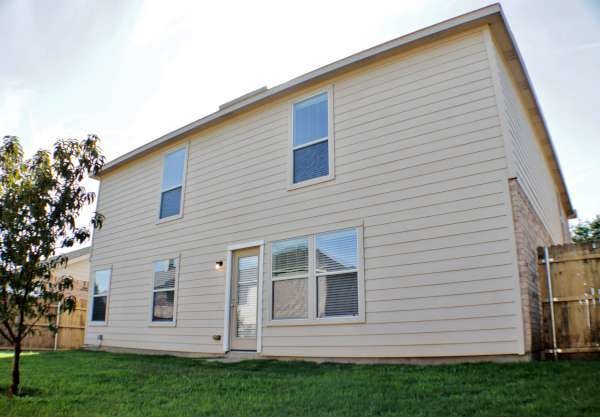 Foto del edificio - 10408 Hideaway Trl