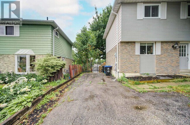 Building Photo - 56 Britannia Ave