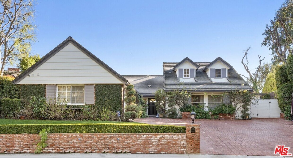 Foto principal - 9762 Burnley Pl