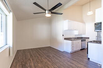 Oakview Apartment Homes photo'