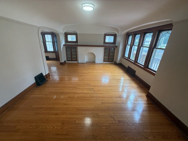 Foto del edificio - 2812-2814 N 61st St