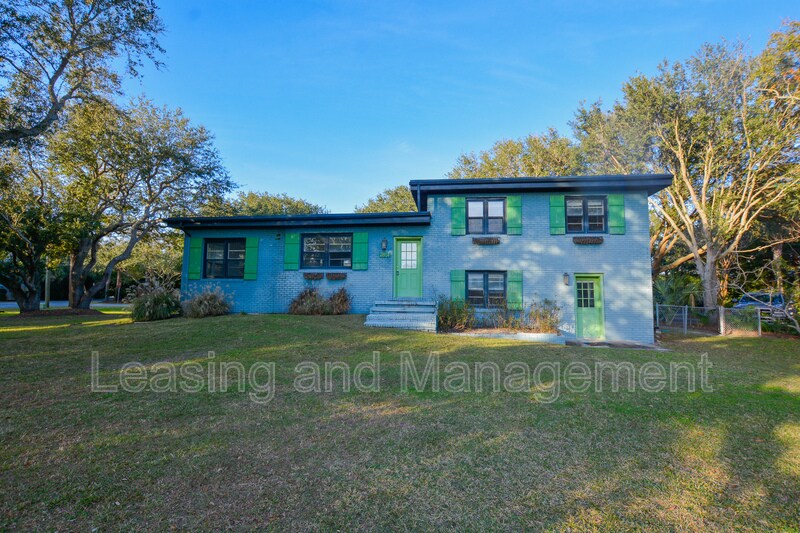 Primary Photo - 2851 Ion Ave