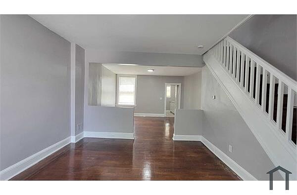 Foto del edificio - 2 Bedroom home with Rear Yard