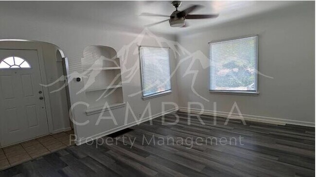 Foto del edificio - Charming 3BD Home in Murray
