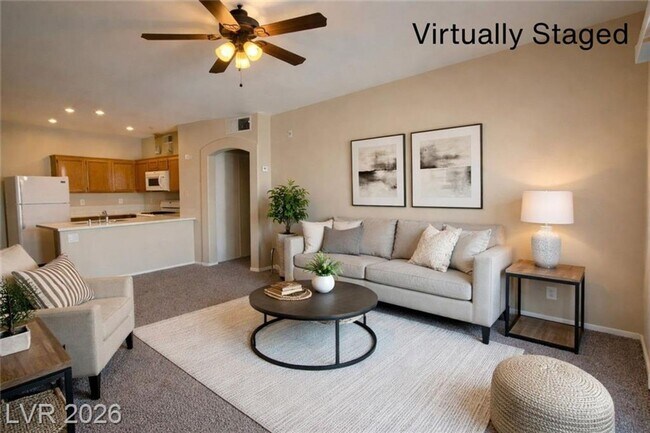 Foto del edificio - Green Valley 1BR Condo with Quartz Counters, Pool & Covered Parking
