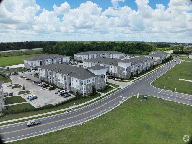 Exterior 3D - The Oaks at Riverbend