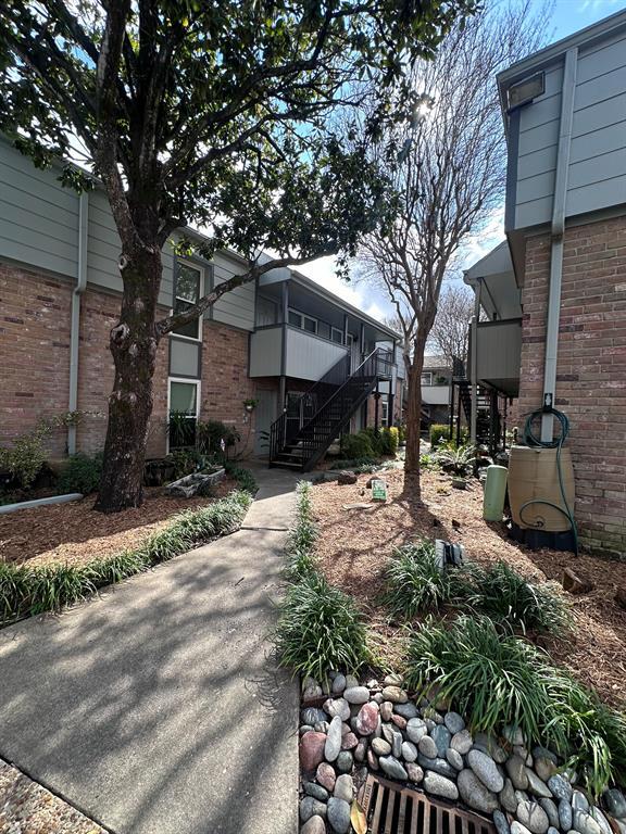 Foto del edificio - 4450 Sherwood Ln