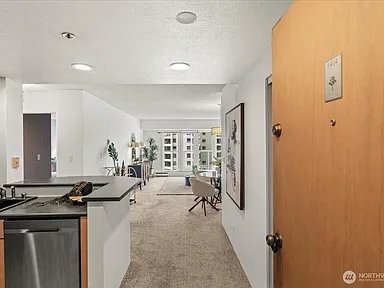 Photo - 121 Vine St Apartment