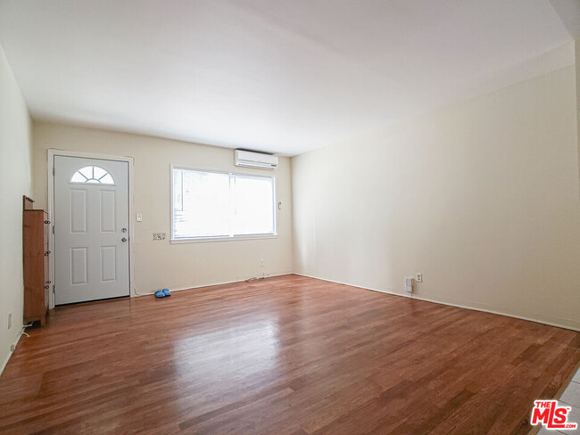 Building Photo - 4503 Dockweiler St