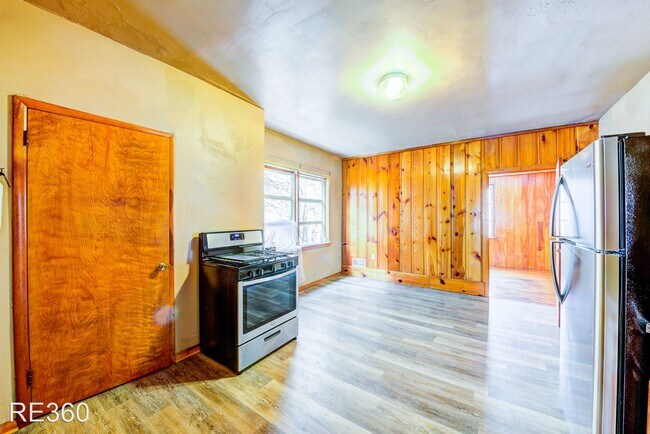 Foto del edificio - 2 br, 1 bath House - 827 Loyal Way Allentown