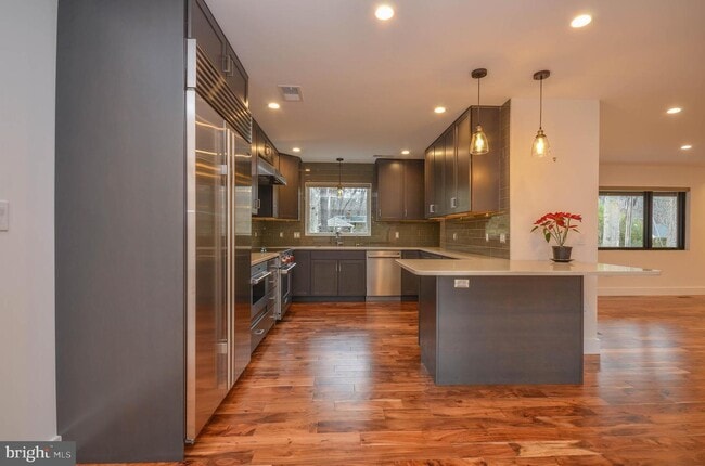Building Photo - 9213 Weant Dr