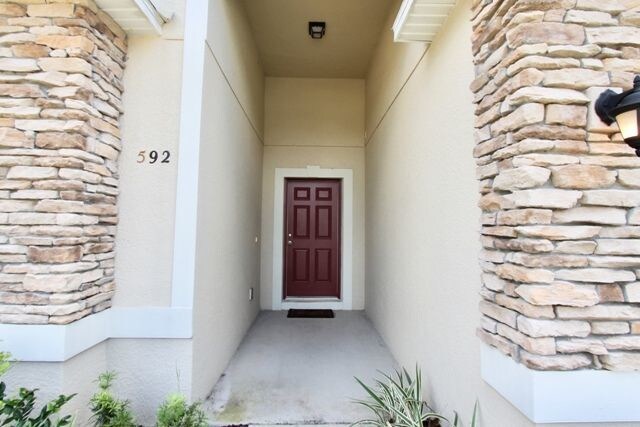 Foto del edificio - Longwood- 3 Bedroom 2 Bathroom - 1695.00