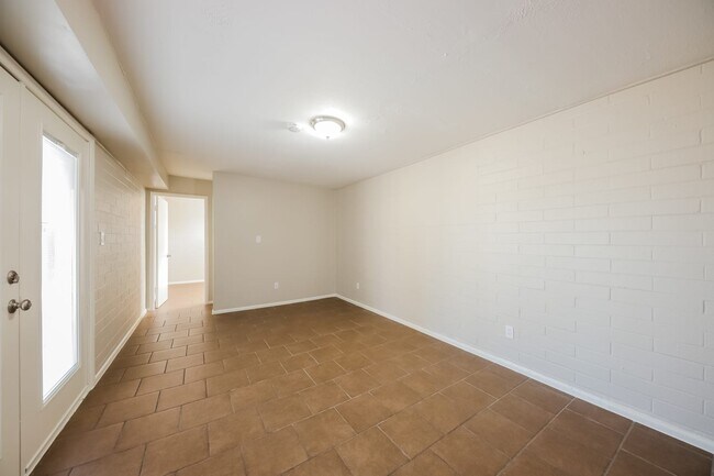 Foto del edificio - 8239 N 29Th Dr