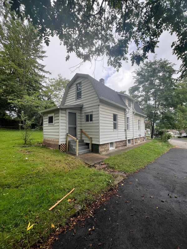 Foto del edificio - 14426 Elm St