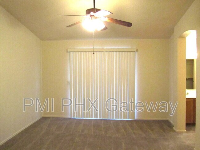 Foto del edificio - 6702 N 89th Ave