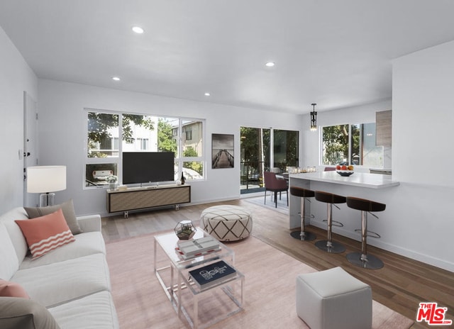 Foto principal - 560 Kings Rd