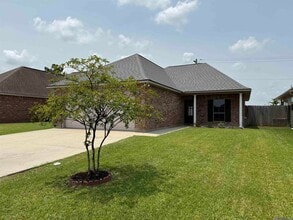 Building Photo - 25445 Black Lake Ave