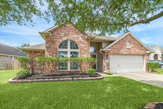 Building Photo - 18703 Summercliff Ln
