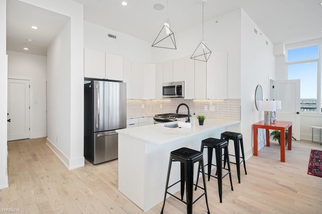 Building Photo - 1 br, 1 bath Apartment - 1218 Snyder Ave