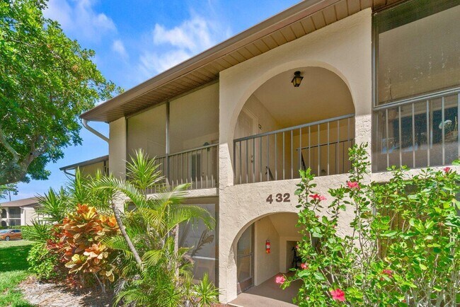 Building Photo - 432 Pine Glen Ln