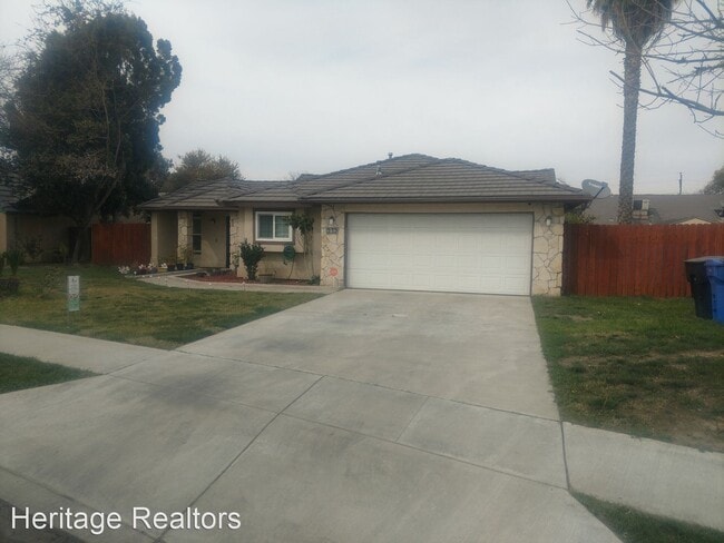 Building Photo - 4 br, 3 bath House - 232 Somerset Dr