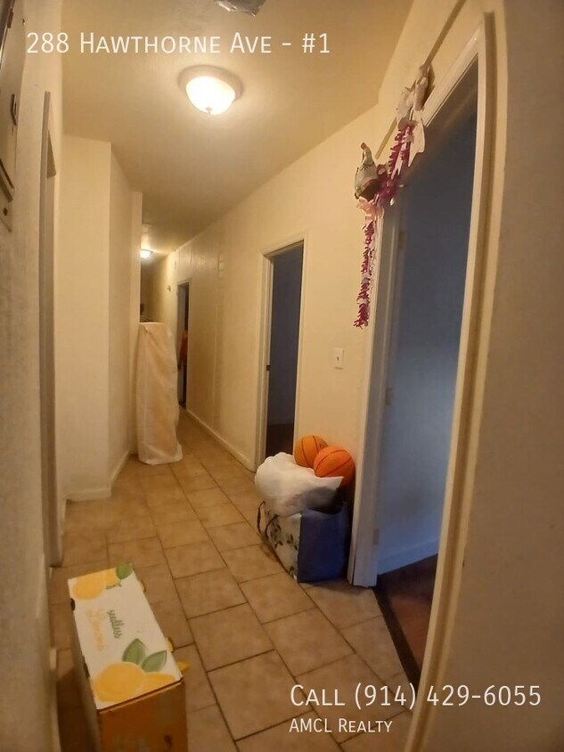 Primary Photo - 288 Hawthorne Ave