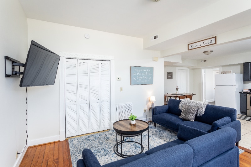 Photo - 600 E Main St (Waynesboro, VA)