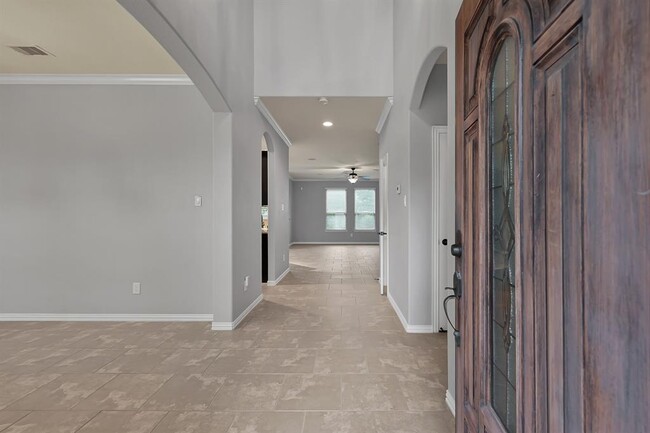 Foto del edificio - 31719 Dover Oaks Ln