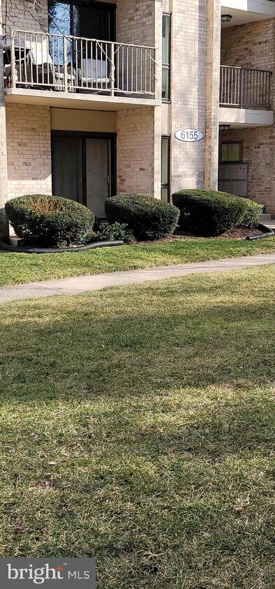 Primary Photo - 6155 Edsall Rd