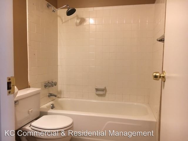 Building Photo - 3 br, 2 bath House - 907 NW Berkshire Drive