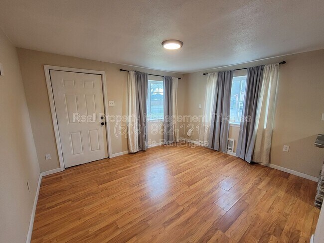 Foto del edificio - 1124 E 7th Ave