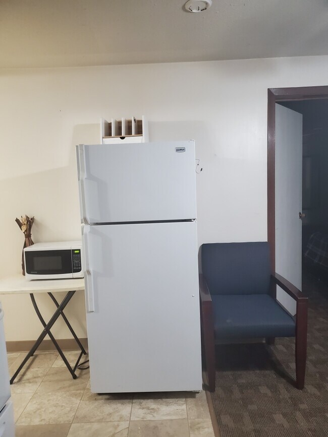 Photo du bâtiment - 10415 99 Ave