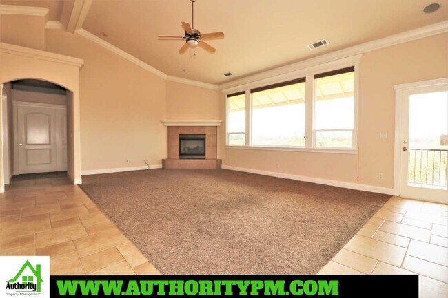 Building Photo - 997 Rollingview Dr