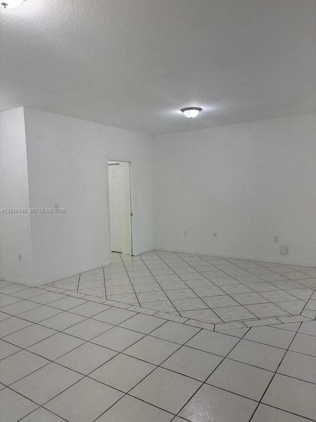 Building Photo - 8525 SW 165th Pl