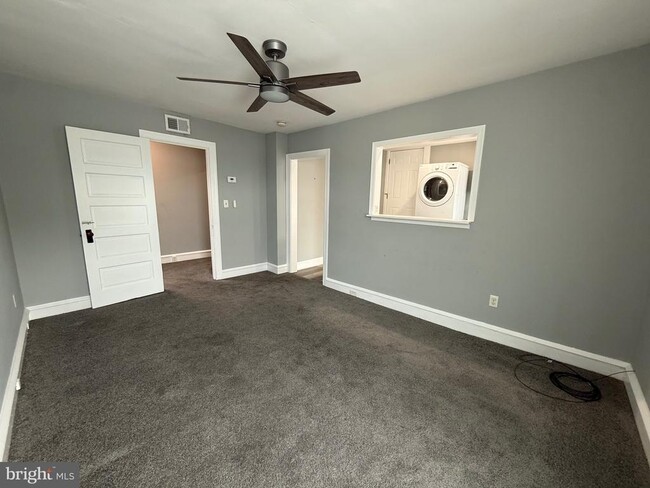 Building Photo - 55 S 3rd St